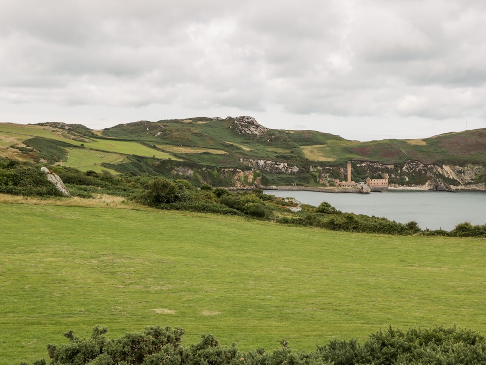 Porthwen Lodge