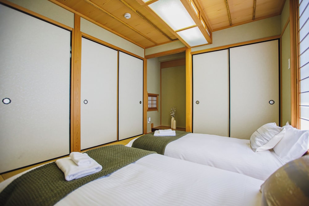 R Residence Tanimachi