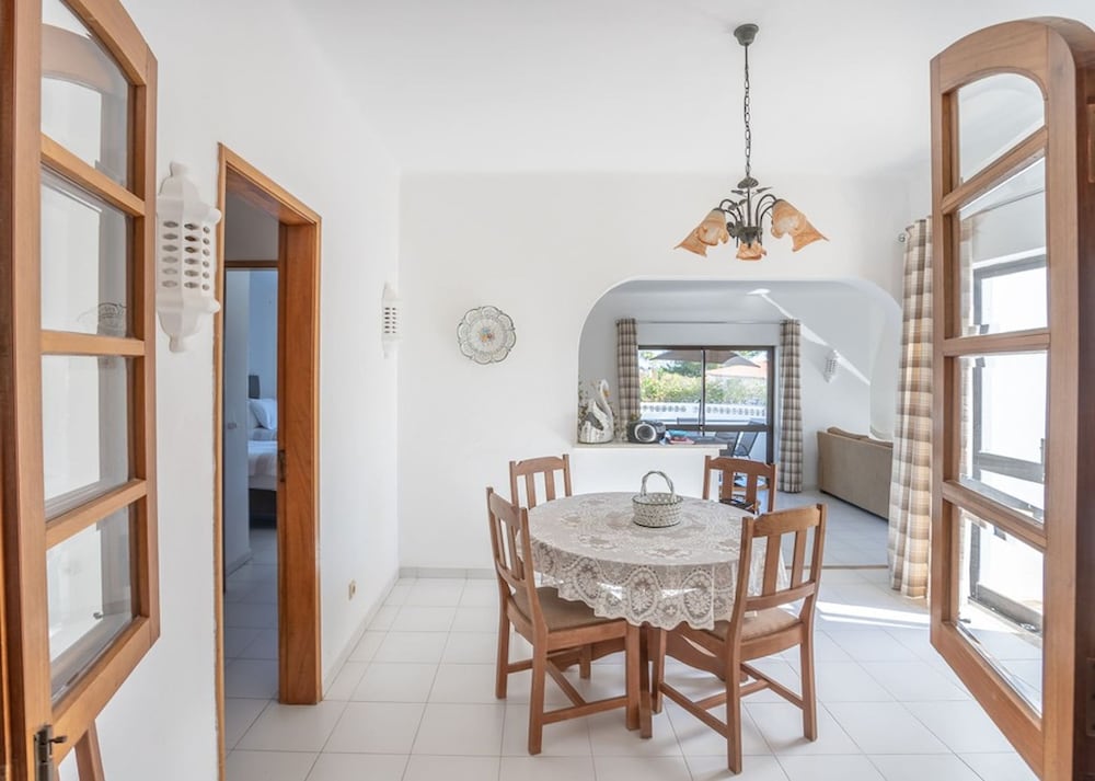 Carosim Quiet Location Close to Beach Private