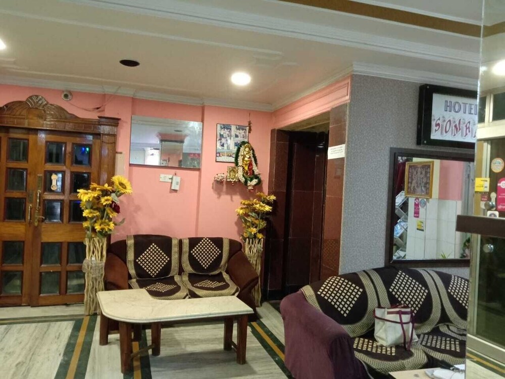 Lobby & Reception