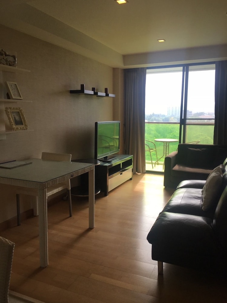Hua Hin Beach Rocco Condo by THR
