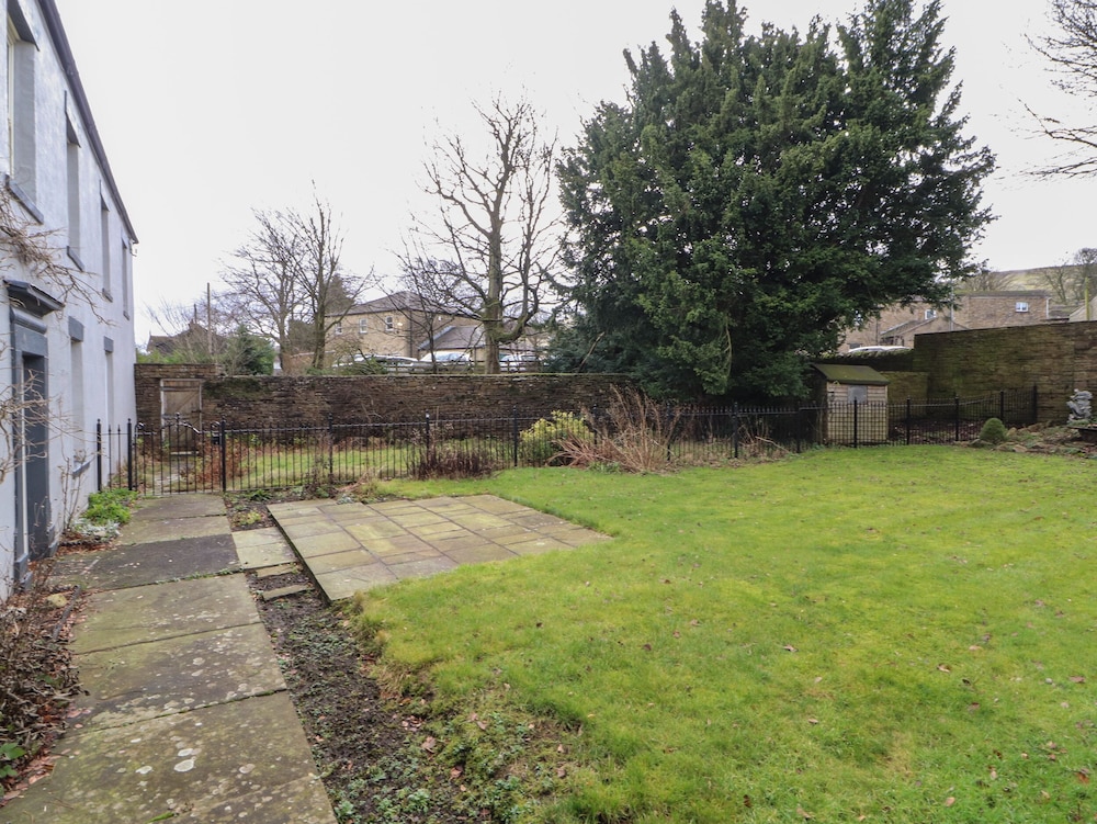 Ings House