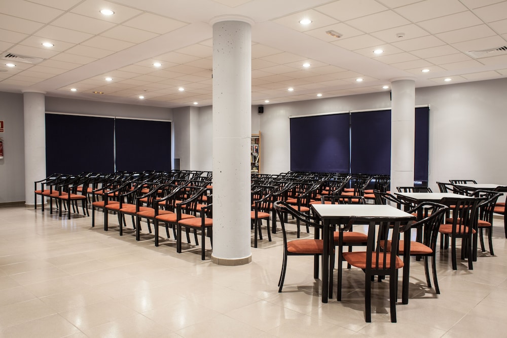 meeting & event spaces