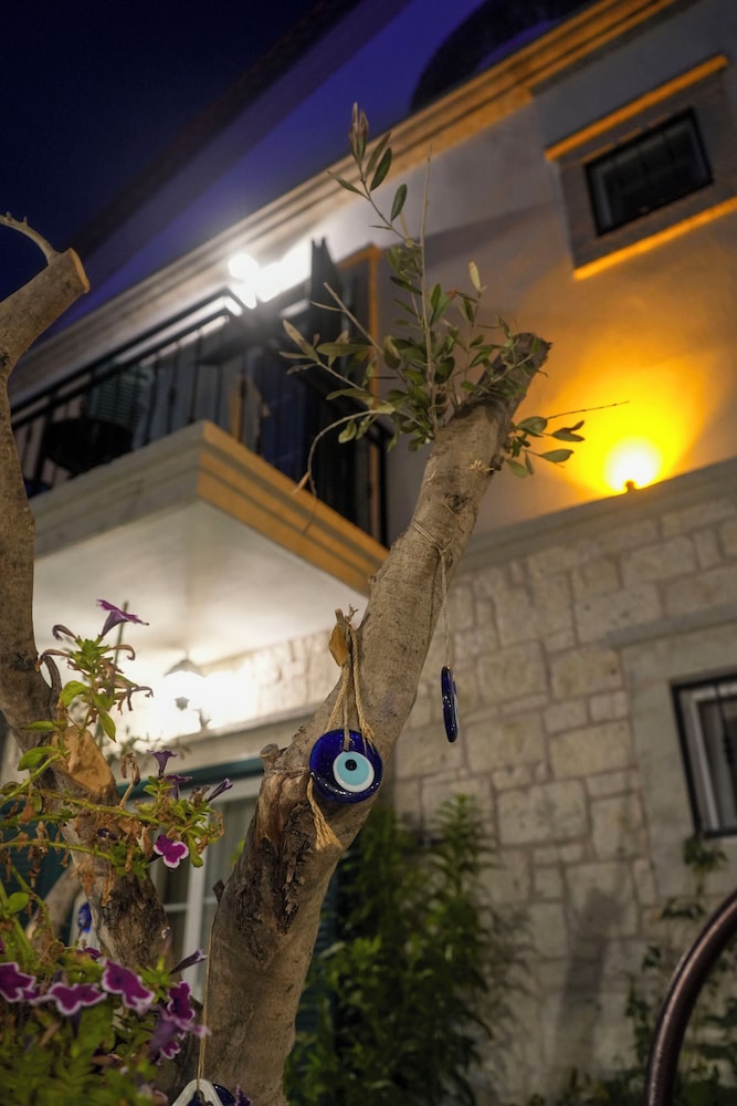 Müzeyyen Hanım Konağı Alaçatı - Image 18