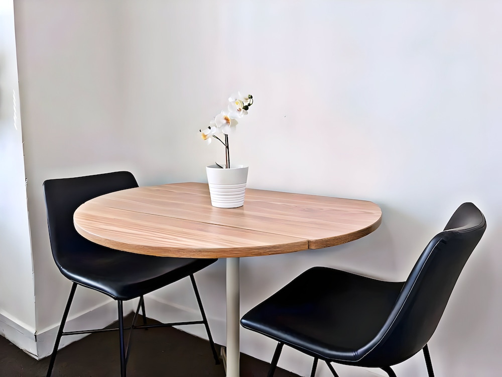 Studio in Gold Coast - SP 1204