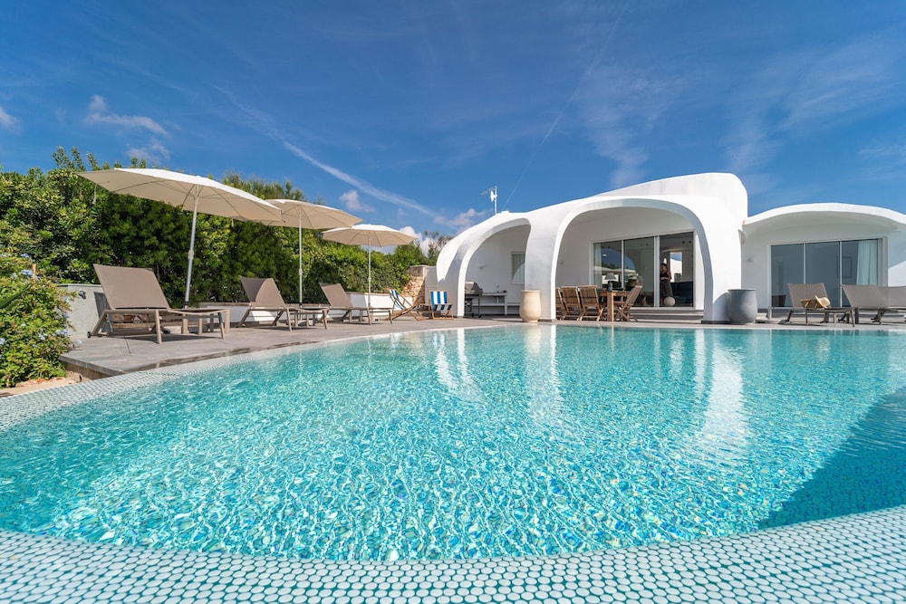 Villa Gaudina - Villa With Private Pool. Free Wifi