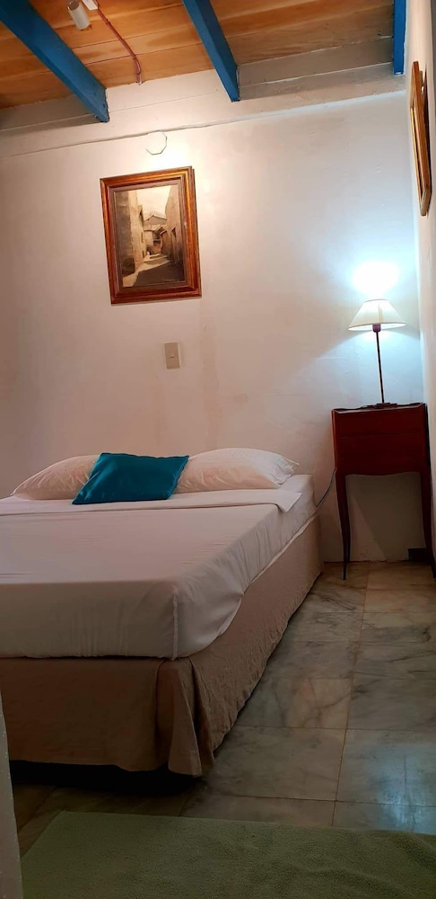 Coral Canyon Romblon - Hostel