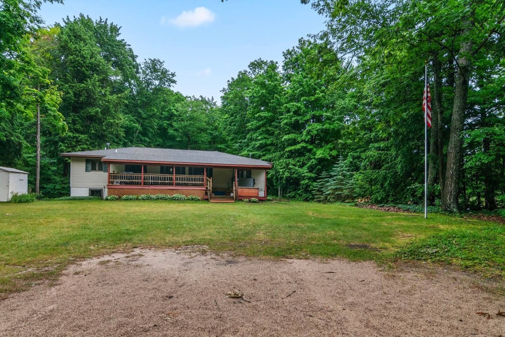 Lakeside Getaway pet Friendly