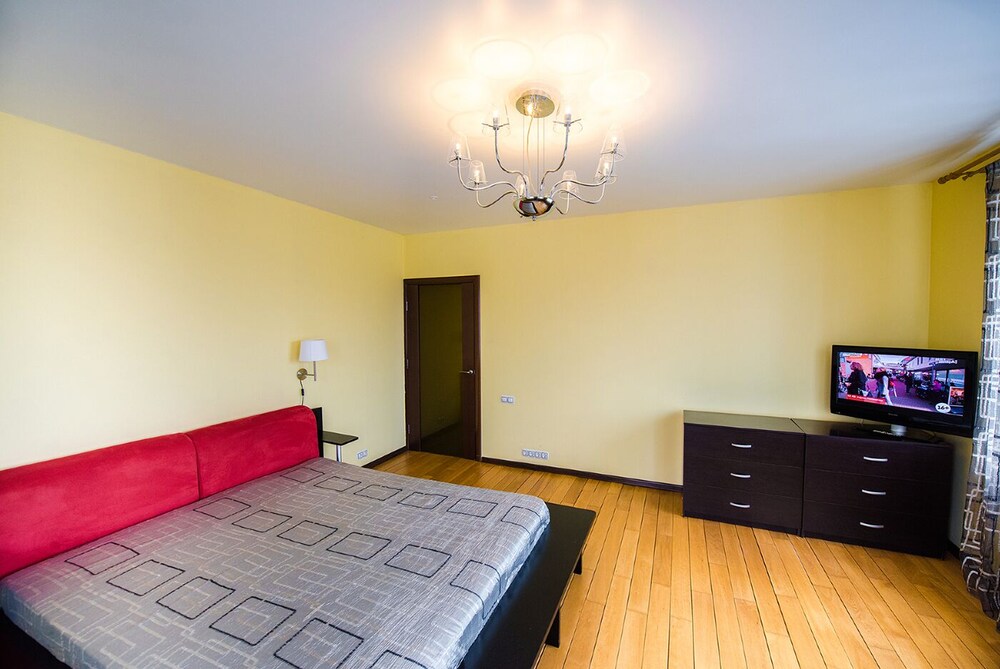 Apartment on 2 Krugovaya St. view 4