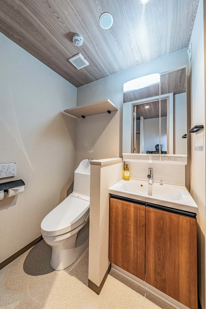 Apartment Hotel 11 Shinimamiya 1