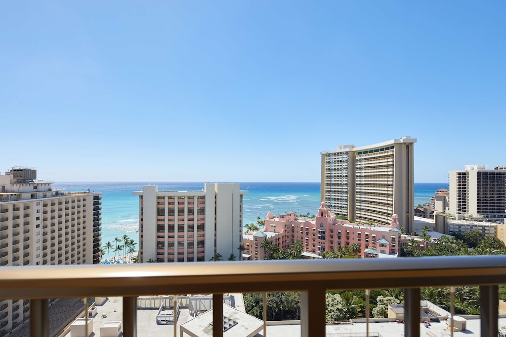 OUTRIGGER Waikiki Beachcomber Hotel 83