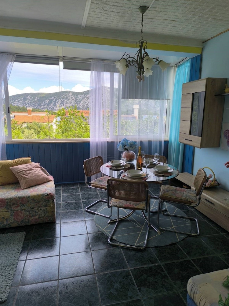 Cozy Apartments Žute, Island of Korčula