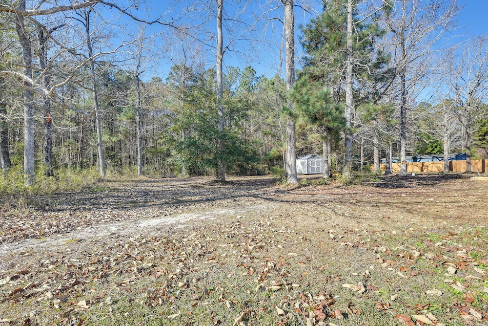 9 Mi to Shore: Family-friendly Sunset Beach Home