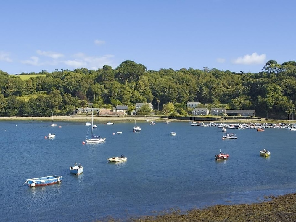 Falmouth Vacations - Penwarne Lodge - Property Image 3