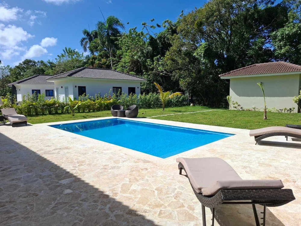 Luxury 5 Bedrooms Villa in Hispañola -sosua