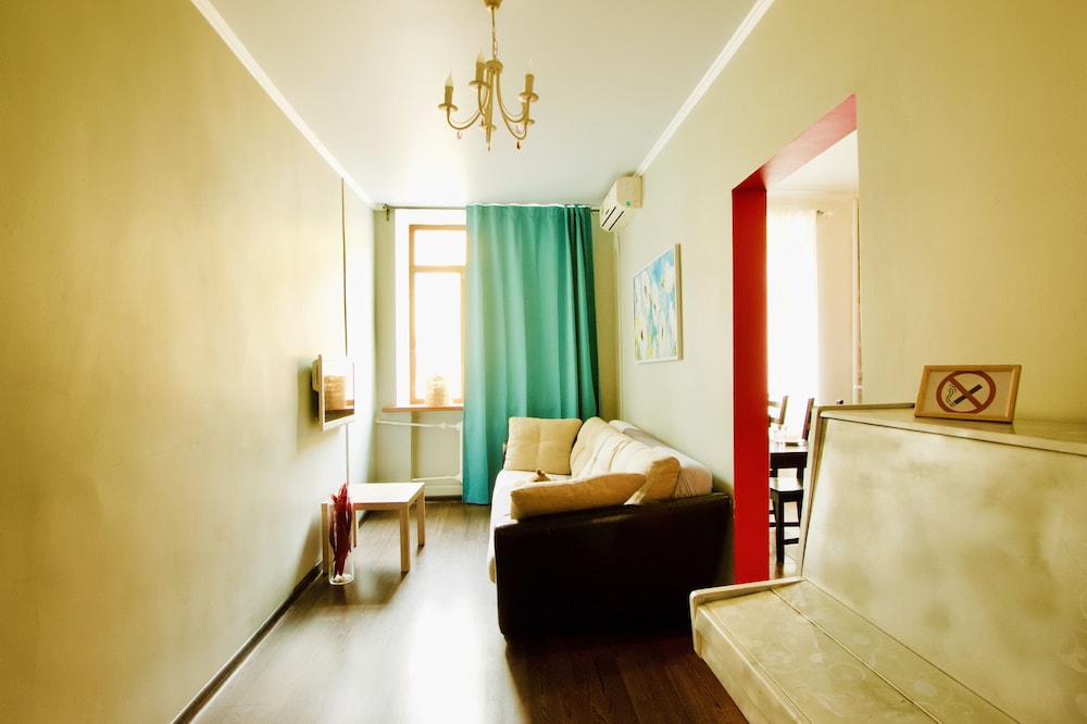 LUXKV Apartment on Prechistenka 17