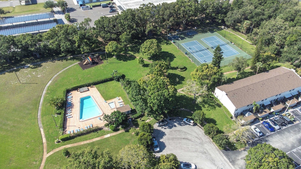 The Capri Villa Stay for 6