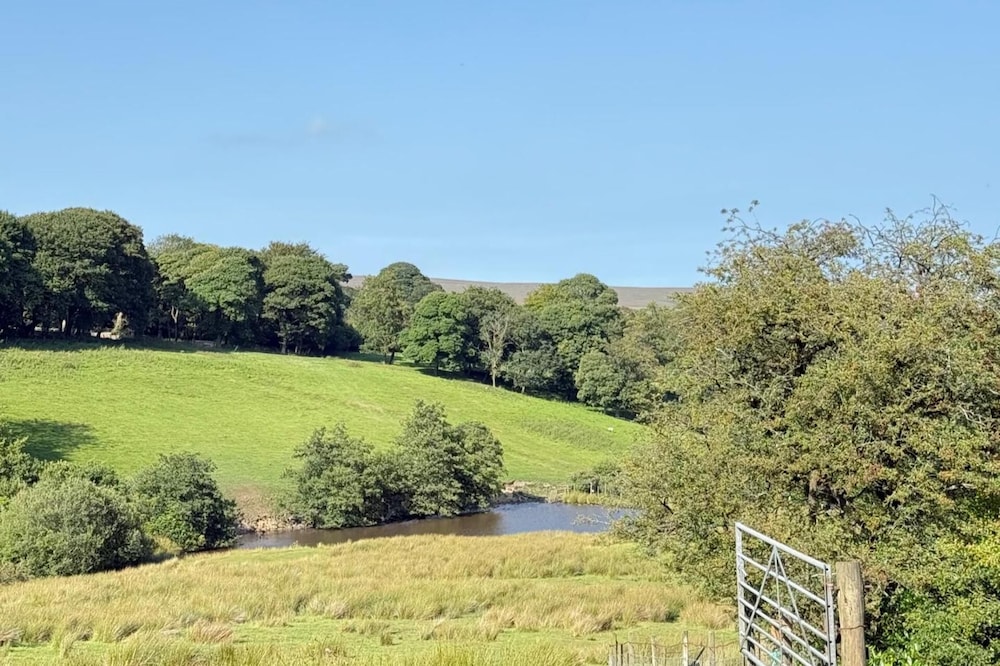 Grange Cottage Retreat in Bolton