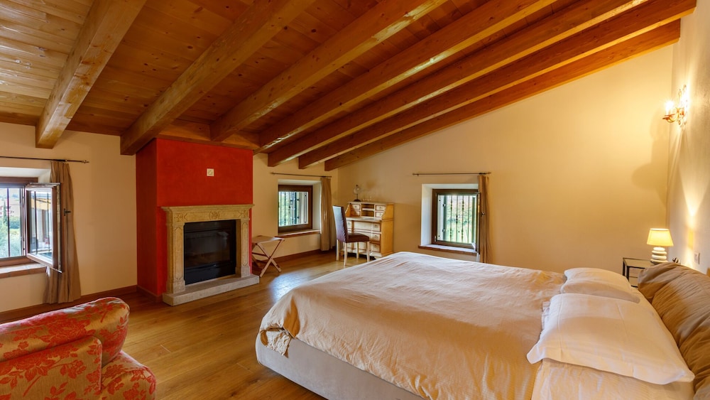 La Fonte degli Dei Wine Relais Adults Only