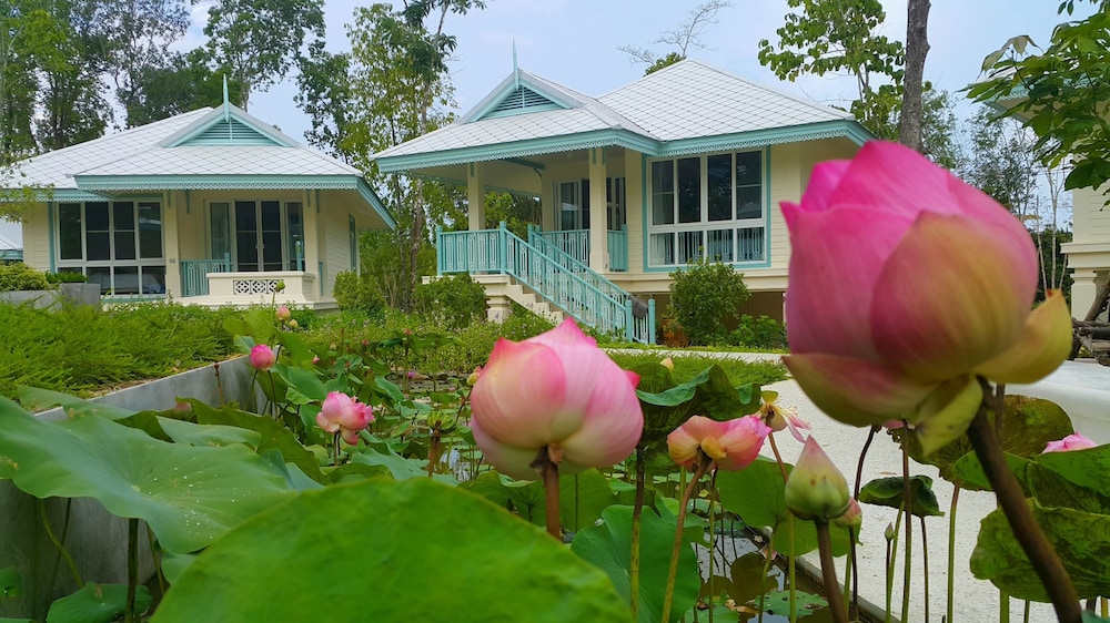 Na Sook Resort