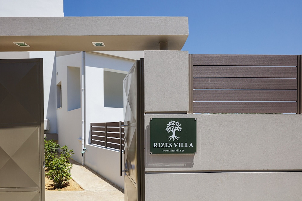 Luxurious Villa Rizes - With Private Pool