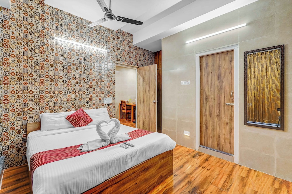 Season4 Residences 1-BHK furnished appt