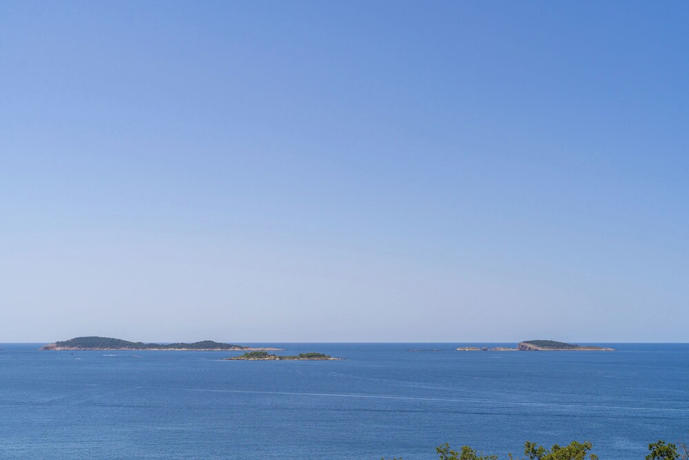 Soline Rocks Resort