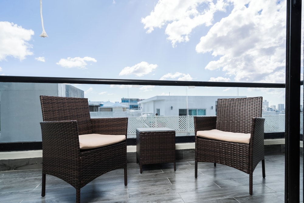 Serenity in the Heart of Santo Domingo 80m2 Apartment Retreat