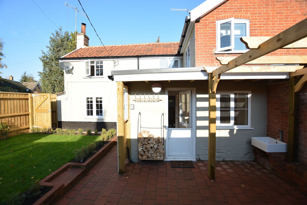 Little Turnpike Cottage, Melton