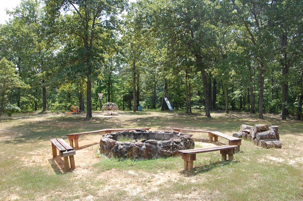 Cherokee Landing Campground