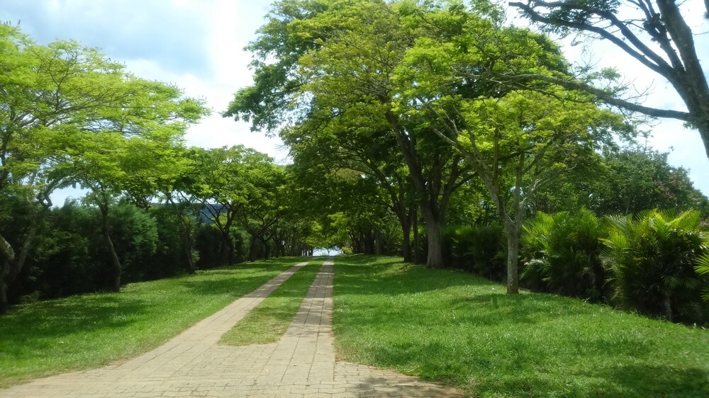 Casa Cerejeira Na Represa Do Broa