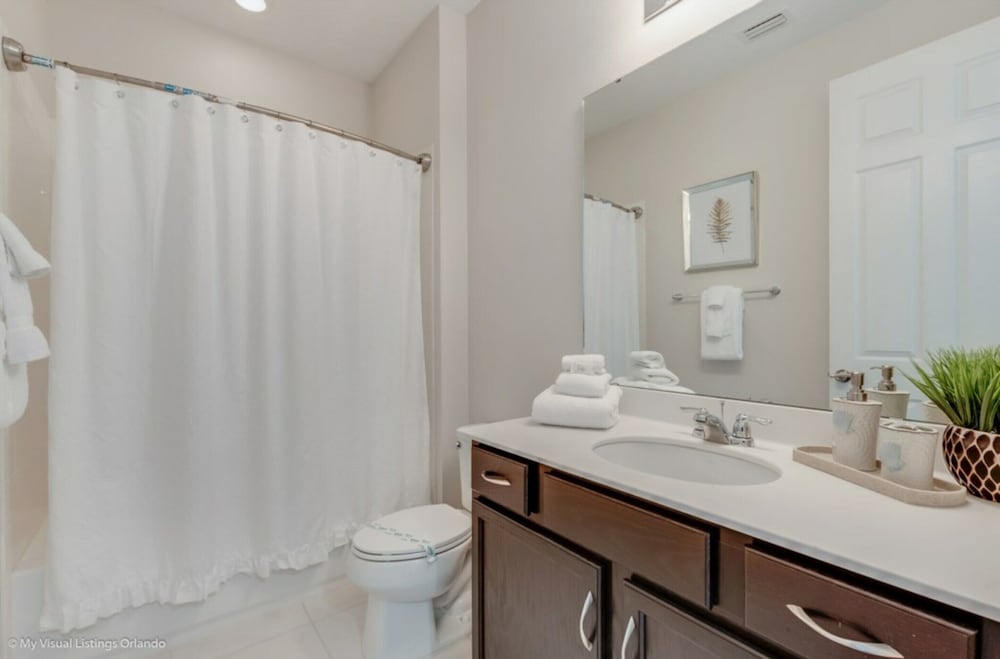 Be Our Guest Multiple Pool Homes view 4