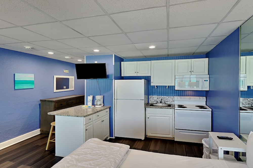 Continental Condominiums II by Resort Collection