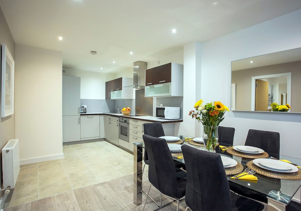 Grand Canal Square Apartments