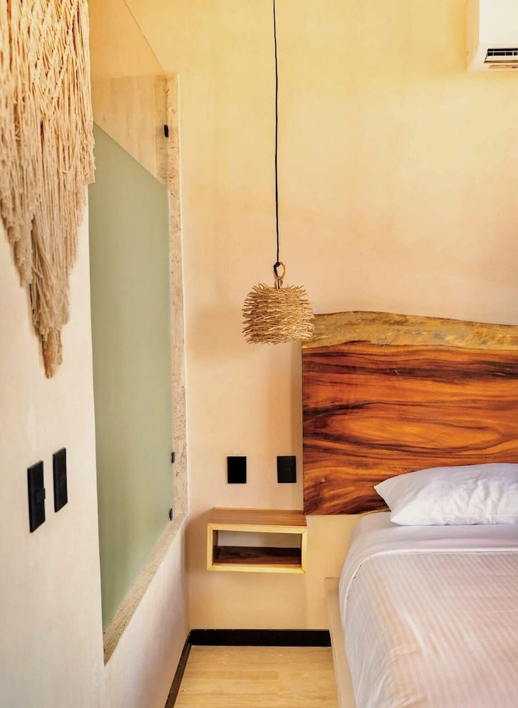Great Located Studio PH With Private Pool by Waves Management