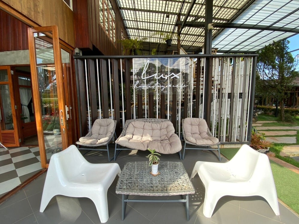 Lux Homestay view 4