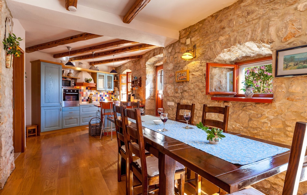Villa Vicina view 5
