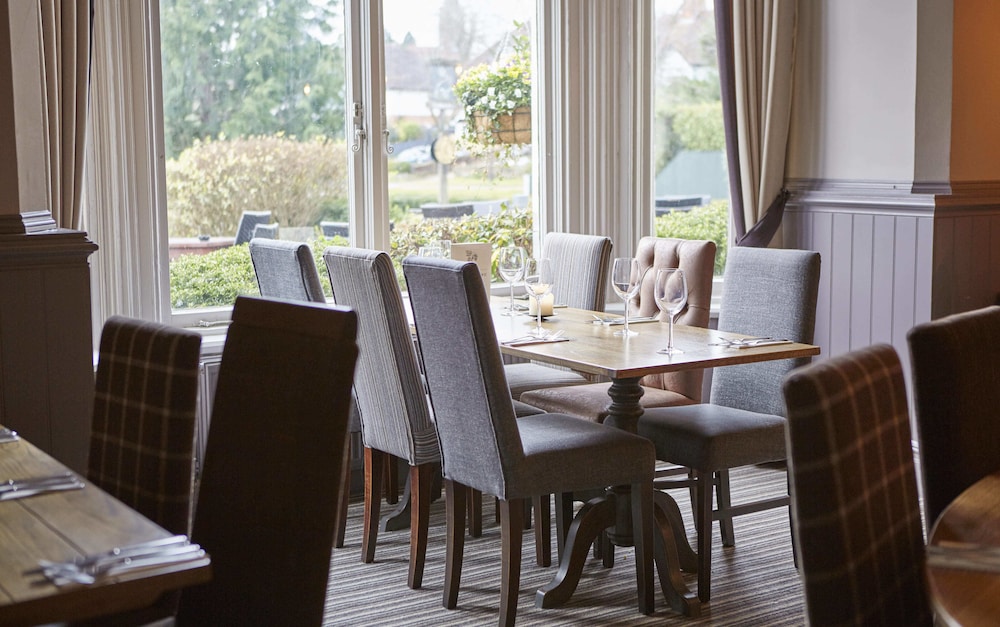 White Rabbit Hotel by Chef and Brewer Collection