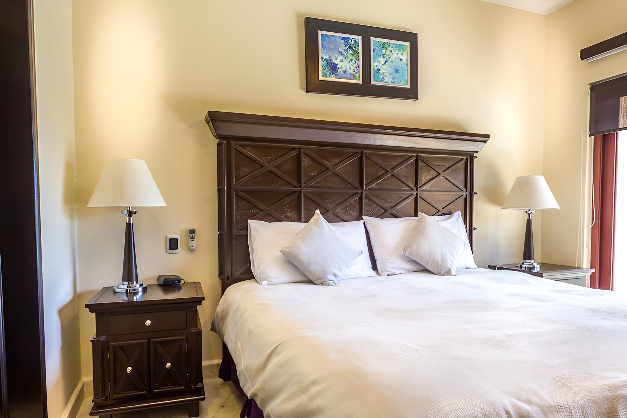 El Faro Oceanfront by Bric