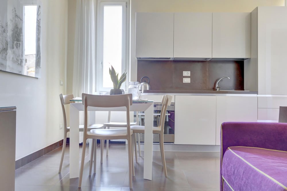 Rm-h501-gpsc20m6 Colosseo Gardens - C11