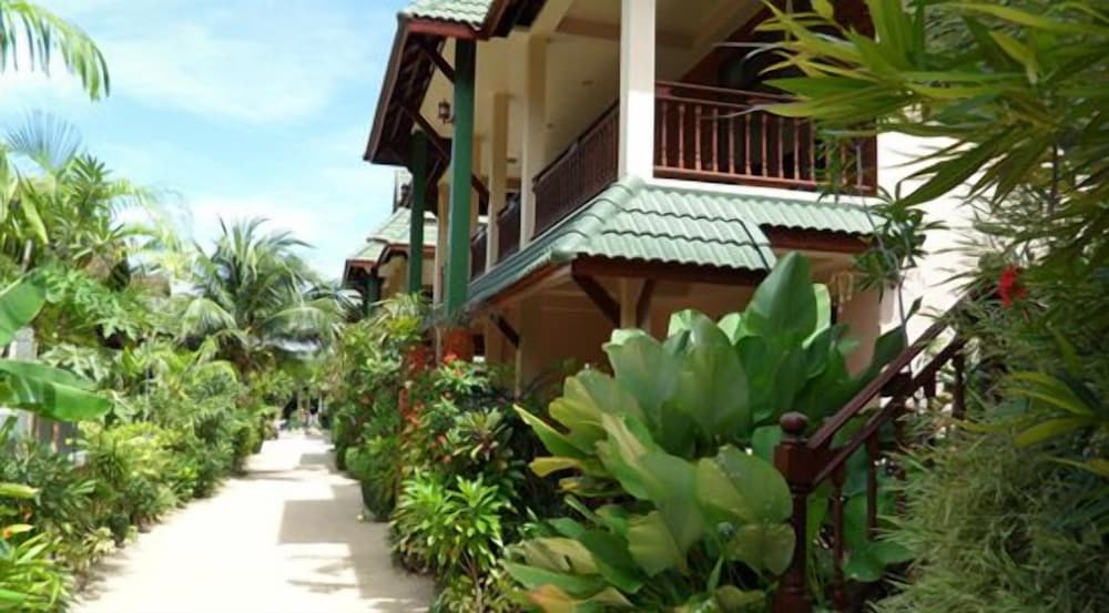 Haad Yao Resort