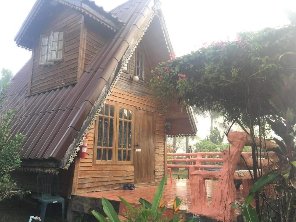 Nidahommok Resort