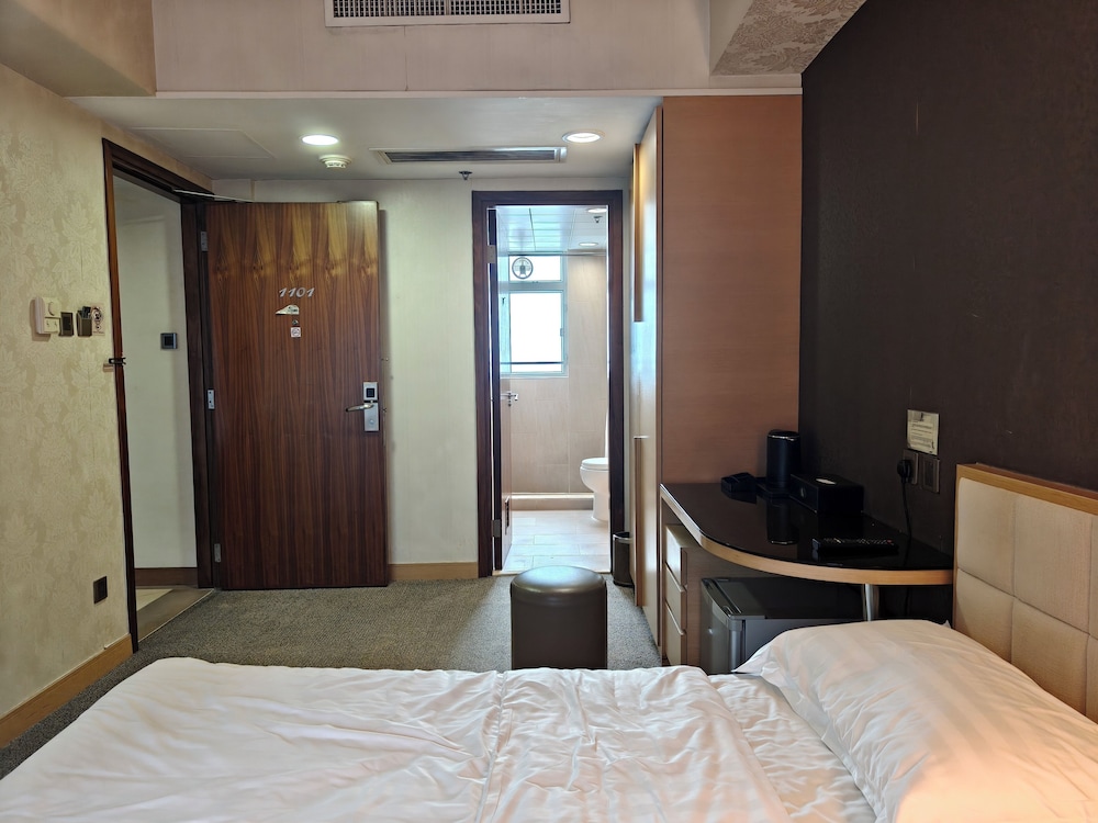 H1 hotel