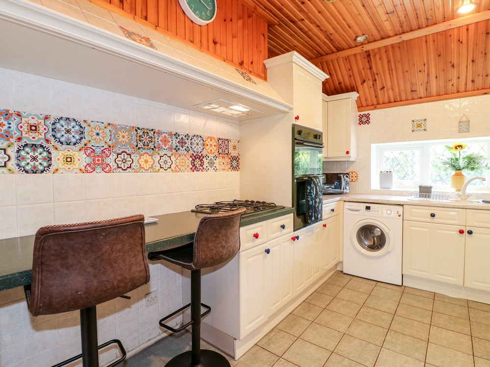 Elm Tree Cottage