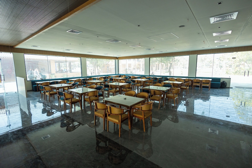 Madhuvan Resort