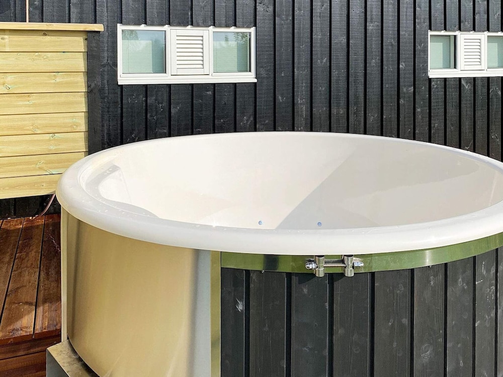 8 Person Holiday Home in Horve-by Traum view 3