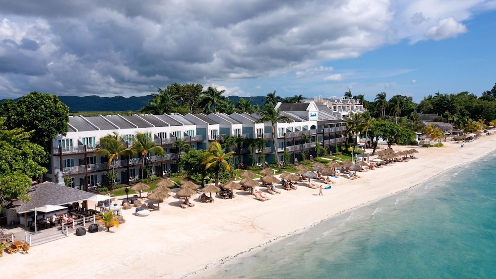 Jamaica Vacations - Sandals Negril - ALL INCLUSIVE Couples Only - Property Image 1