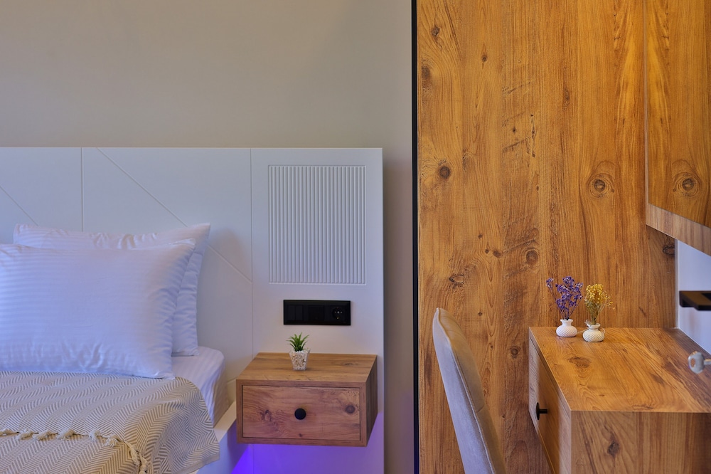 Harnup Apart - Image 6