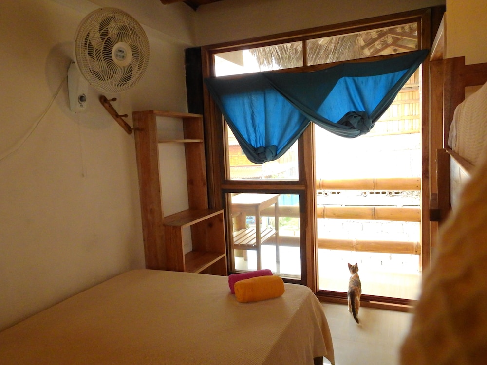 La Facha Hostel Restaurant Surf