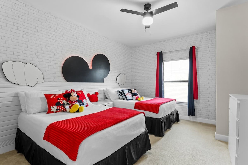Themed Bedrooms Disney Area 3BR